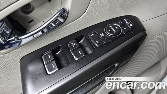 Kia The / новый New Carnival Luxury, 2020 13