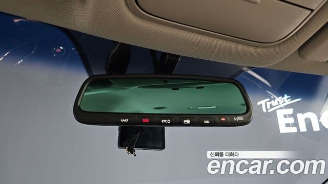 Kia The / новый New Carnival Luxury, 2020 18