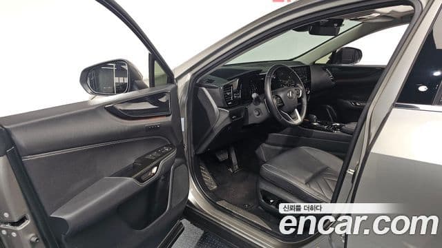 Lexus NX350h 2세대 Premium, 2025 10