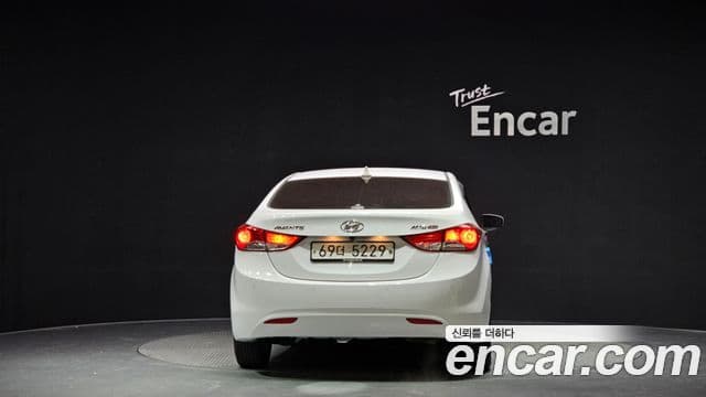 Hyundai Avante MD Luxury, 2012 4