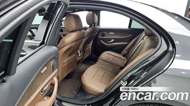Mercedes-Benz E-класс W213 Exclusive, 2021 11
