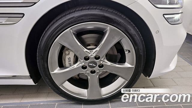 Genesis G80 (RG3) бензин 3.5 турбо AWD, 2022 все фото