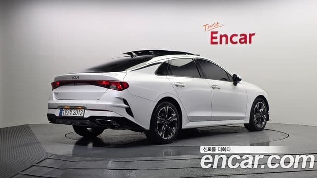 Kia K5 3세대 Prestige, 2023 2