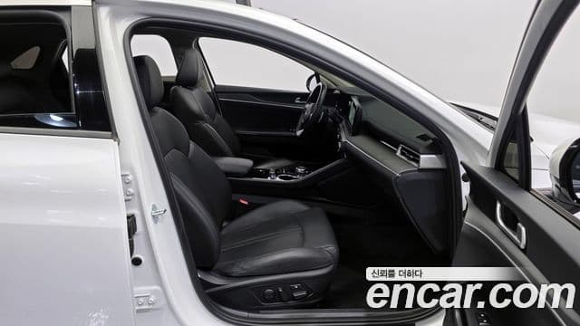 Kia K5 3세대 Prestige, 2023 10