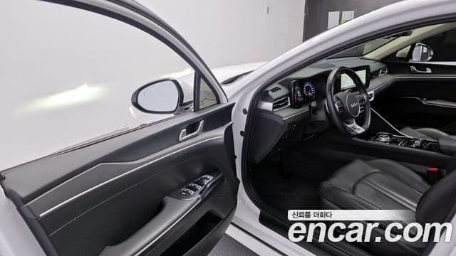 Kia K5 3세대 Prestige, 2023 11