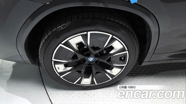 BMW iX3 M Sport, 2023 все фото