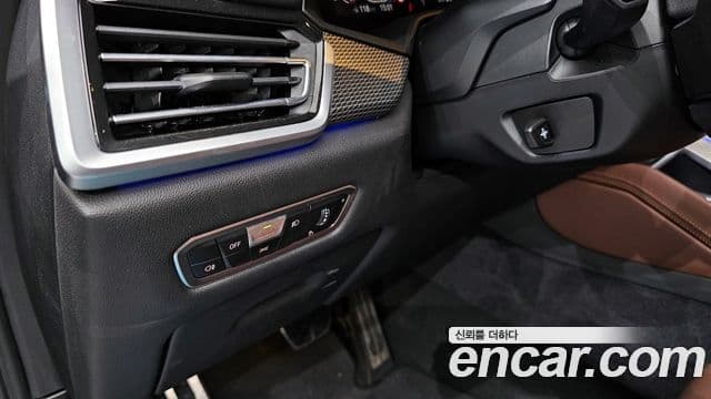 BMW X6 (G06) xDrive40i M Sport, 2023 16