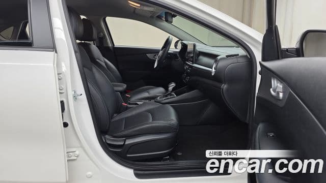 Kia The / новый New K3 2세대 Trendy, 2022 11