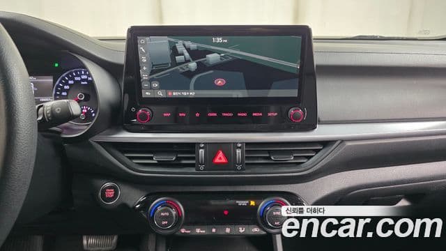 Kia The / новый New K3 2세대 Trendy, 2022 14