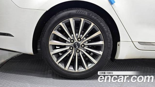 Kia All New K7 3.0 LPI Prestige (арендный автомобиль), 2016 все фото