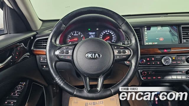 Kia All New K7 3.0 LPI Prestige (арендный автомобиль), 2016 15
