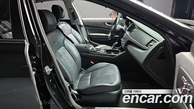 Kia K9 Executive, 2014 10