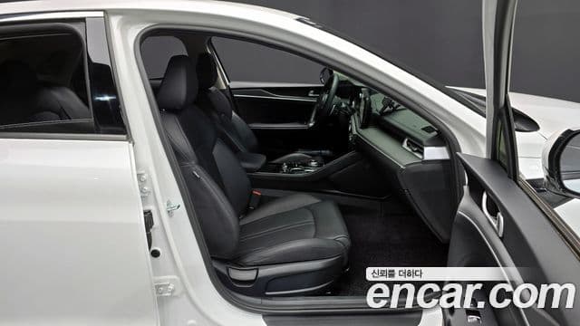 Kia K5 3세대 Prestige, 2023 11