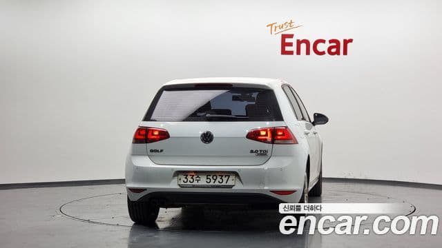 Volkswagen Гольф 7세대, 2015 4