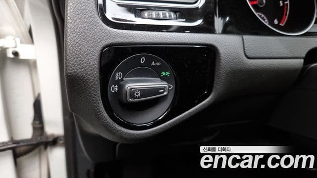 Volkswagen Гольф 7세대, 2015 18