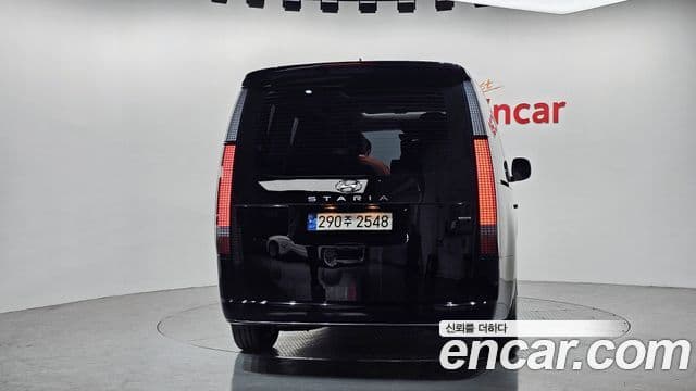 Hyundai Staria Inspiration, 2023 4