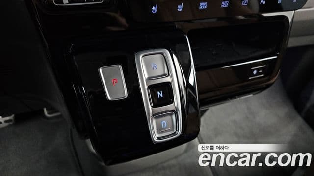 Hyundai Staria Inspiration, 2023 все фото