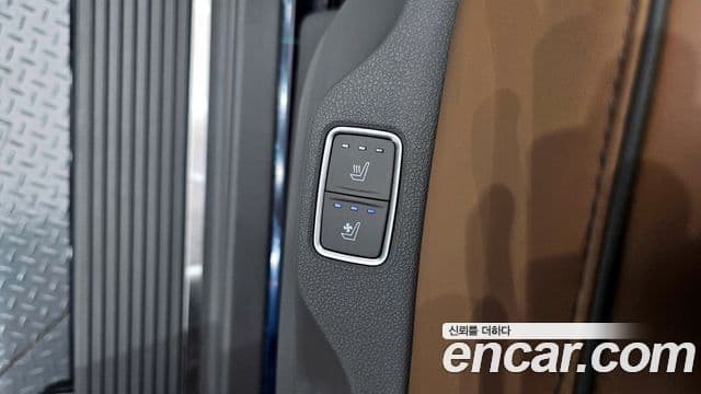 Hyundai Staria Inspiration, 2023 18