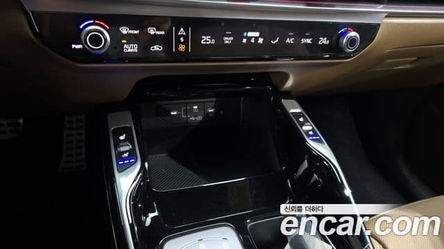 Kia The / новый New Sorento 4세대 Signature, 2024 16
