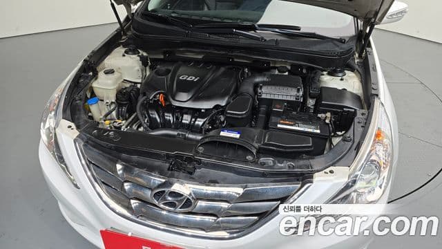 Hyundai YF Sonata топовая версия, 2011 6