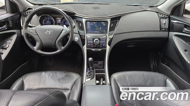 Hyundai YF Sonata топовая версия, 2011 7