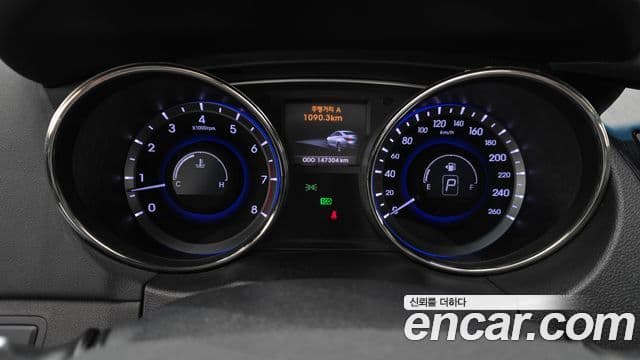 Hyundai YF Sonata топовая версия, 2011 8