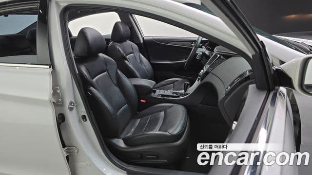 Hyundai YF Sonata топовая версия, 2011 12