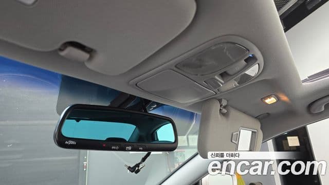 Hyundai YF Sonata топовая версия, 2011 18