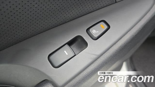 Hyundai YF Sonata топовая версия, 2011 19