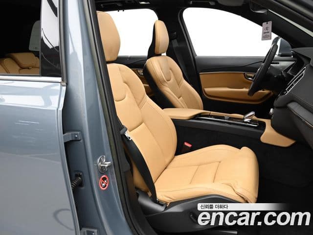 Volvo XC90 2세대 B6 Ultimate Bright, 2023 10