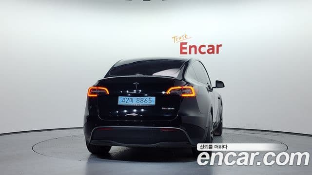 Tesla модель Y performance AWD, 2022 4