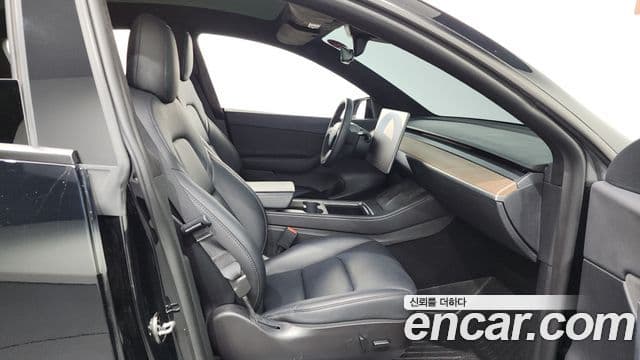 Tesla модель Y performance AWD, 2022 11