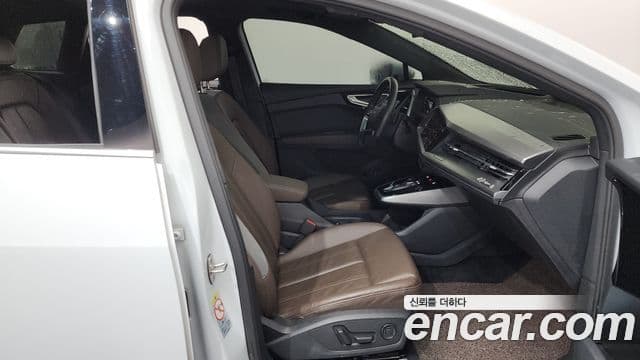 Audi Q4 e-Tron (F4) Premium, 2022 11