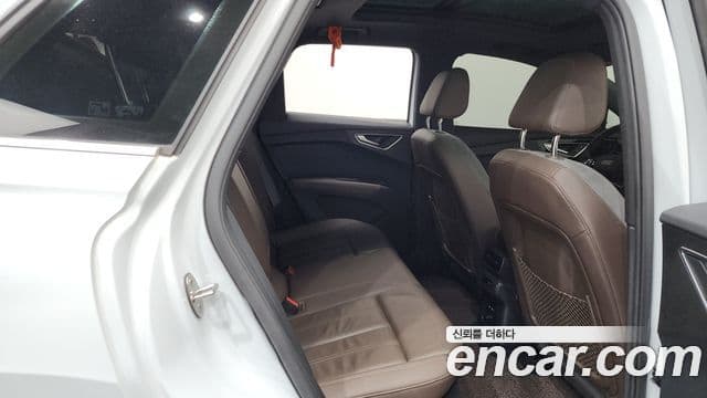 Audi Q4 e-Tron (F4) Premium, 2022 12