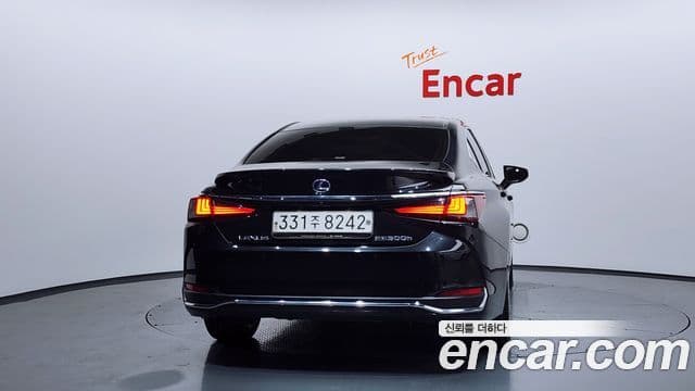 Lexus ES300h 7세대 Luxury Plus, 2021 4
