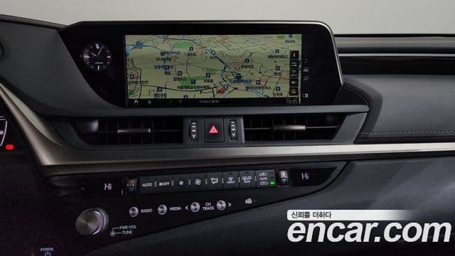 Lexus ES300h 7세대 Luxury Plus, 2021 15