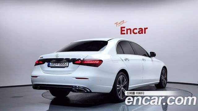 Mercedes-Benz E-класс W213 Avantgarde, 2022 2