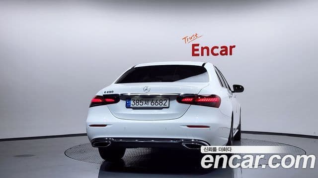 Mercedes-Benz E-класс W213 Avantgarde, 2022 4