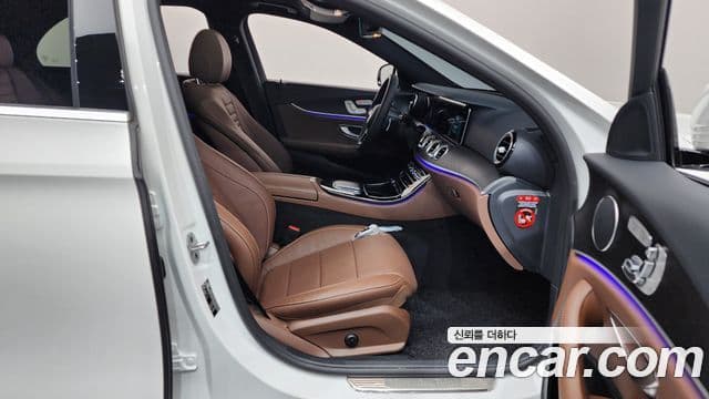 Mercedes-Benz E-класс W213 Avantgarde, 2022 11