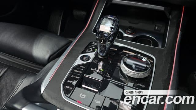 BMW X7 (G07) xDrive 40i Design Pure Excellence 6인승, 2021 9