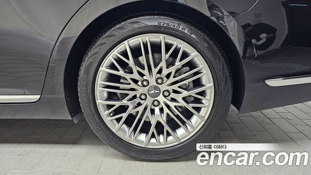 Genesis G90 Premium Luxury, 2021 все фото