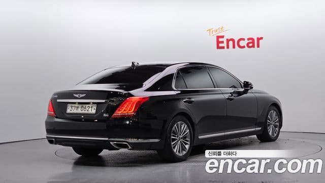 Genesis EQ900 Luxury, 2016 2