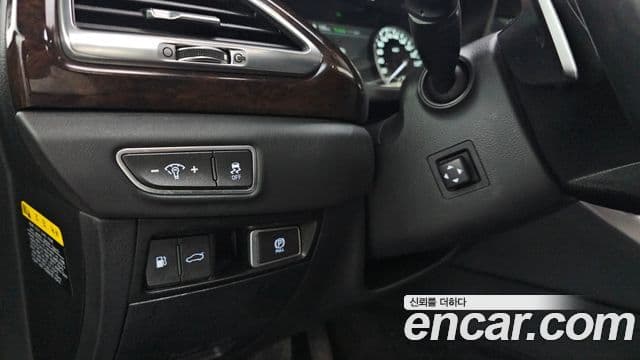 Genesis EQ900 Luxury, 2016 17