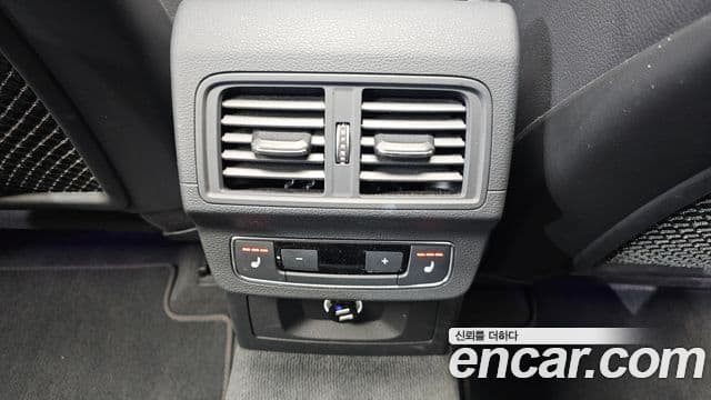 Audi Q5 (FY) Premium, 2020 18