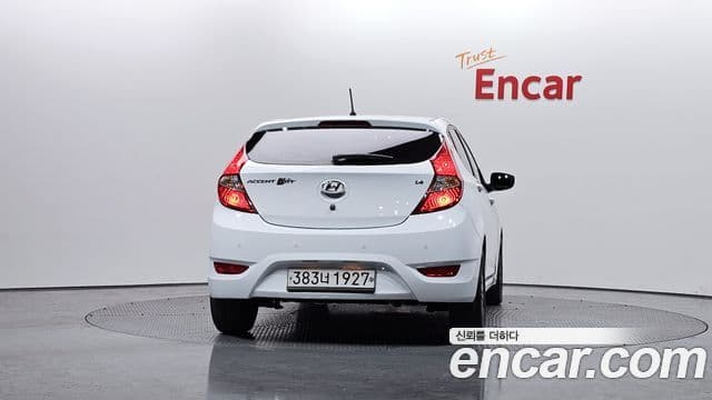 Hyundai Accent(новый кузов / новое поколение) Modern, 2018 4