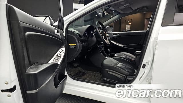 Hyundai Accent(новый кузов / новое поколение) Modern, 2018 10