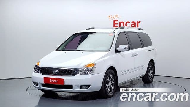 Kia Carnival R топовая версия, 2014 1