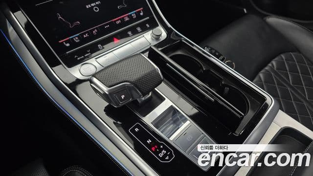 Audi Q8 (4M) Premium, 2020 9