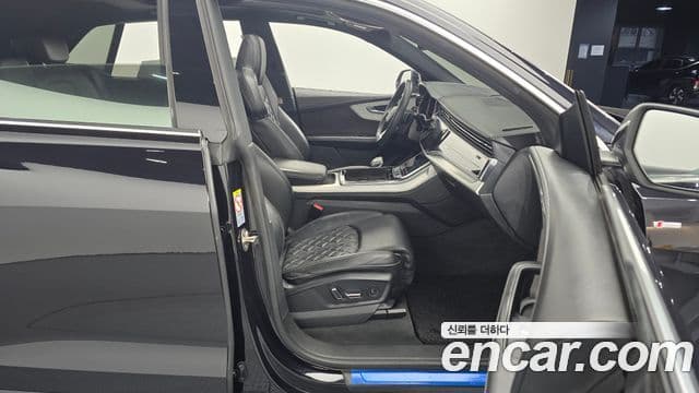 Audi Q8 (4M) Premium, 2020 10
