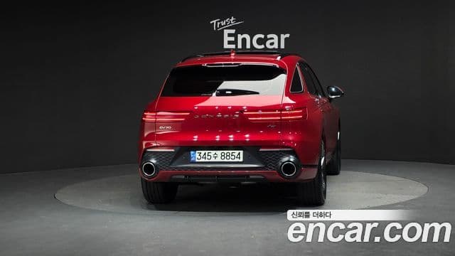 Genesis GV70, 2022 4